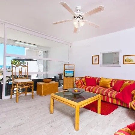 Apartment Oiza Castle 24 At Beach, Wifi And Aircon Alcudia (Mallorca)