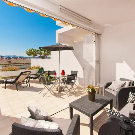 Oiza Castle 24 At Beach, Wifi And Aircon Apartment Alcudia (Mallorca)